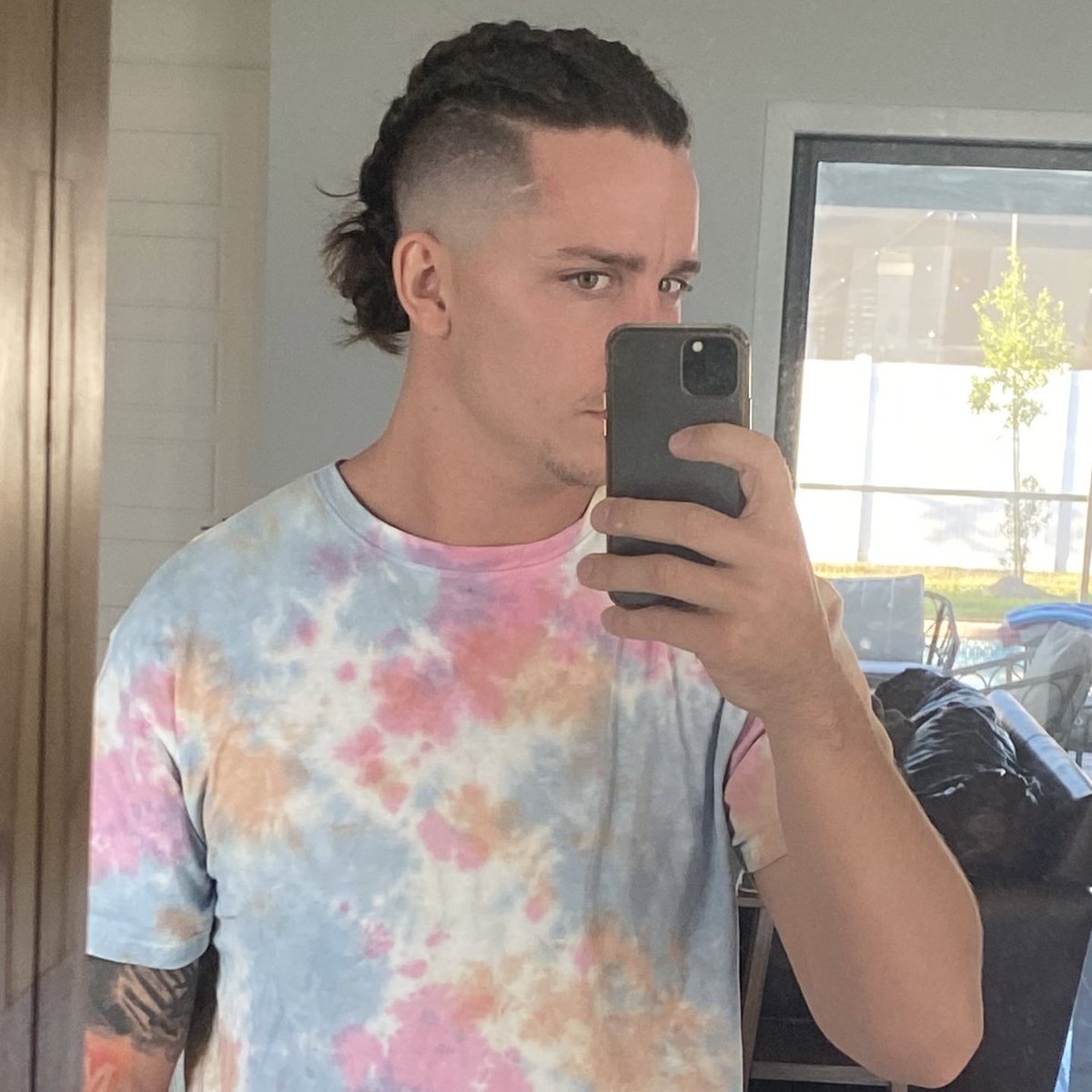 BigMack_4's tweet photo. This is a @KurtBenkert hair appreciation post. 🥗 https://t.co/x9RYprxdH3
