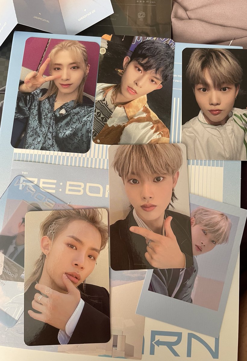 WETHEBOYZ_Q's tweet photo. REANNNAAA 🥺🥺 tysm for all the chihoon donggeon AND MY FAV CHAN PC !!! 🥺🥺❤️❤️❤️ #PieProofs @geonhak97 AND THE CUTEST XION PCCC ILYSM 🫂❤️❤️❤️❤️ https://t.co/7VpfJpWdnu