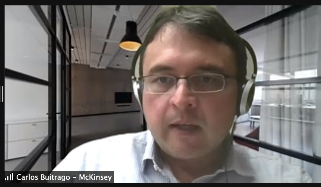 ReinventaEc's tweet image. "Para ser exitosos, el “road map” que el ecosistema del #Ecuador debería seguir es fortalecer las relaciones entre universidad, empresa, emprendedores, gobierno y demás para que ese círculo virtuoso se active". Carlos Buitrago, socio de la oficina de #Medellín para @McKinsey.