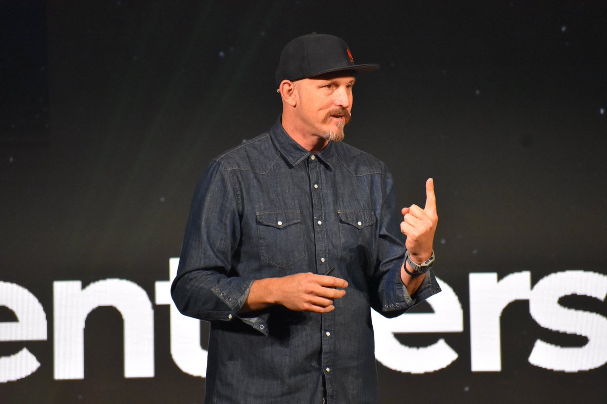pingidentity's tweet photo. โ๏ธ#HelpOneHelpMany. @NotImpossible @MickEbeling inspiring the #Identiverse crowd with stories of bettering humanity. https://t.co/3YWsIQu2UR
