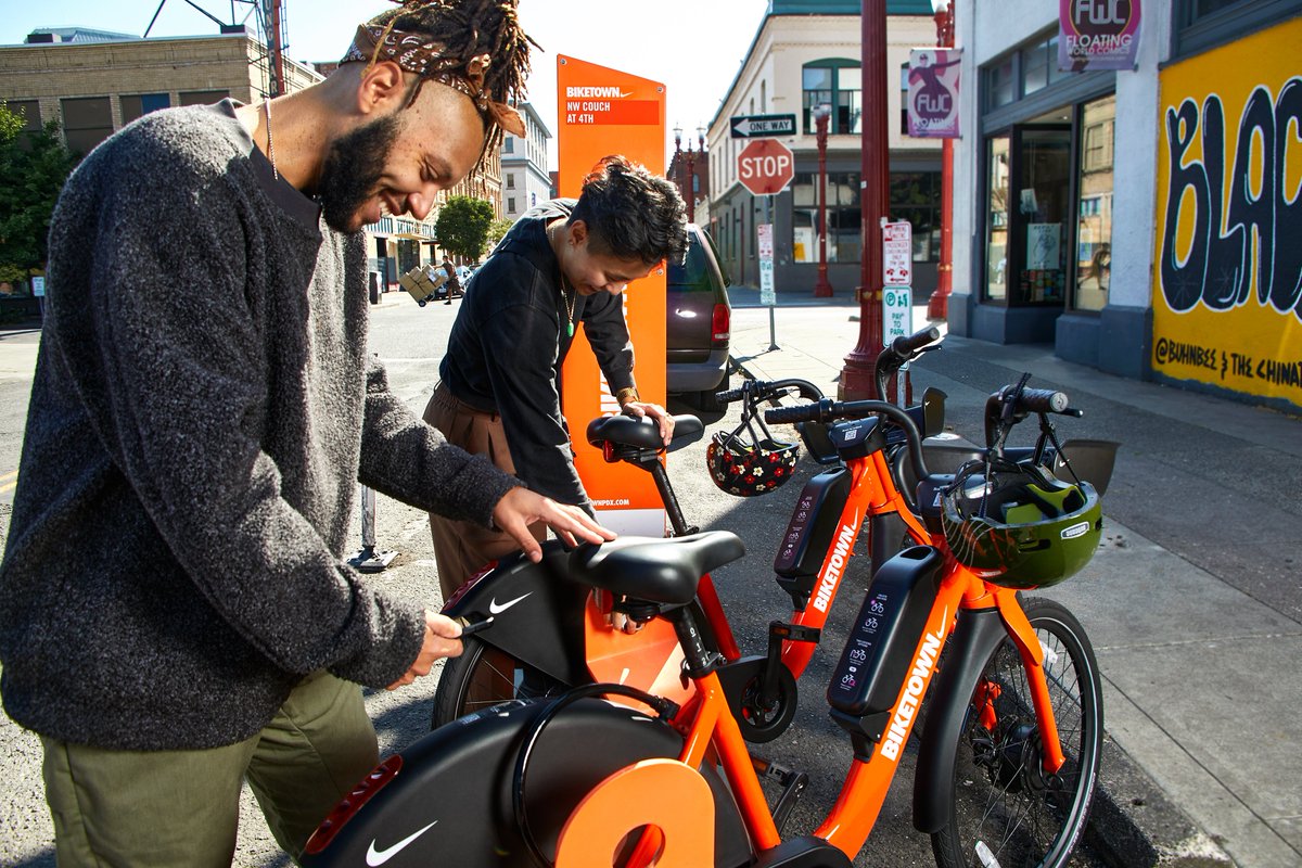 BIKETOWNpdx's tweet image. If you could install 5 new BIKETOWN stations anywhere in Portland, where would they be? 

Share your top spots on the map below! 👇👇👇
bit.ly/BIKETOWNsurvey