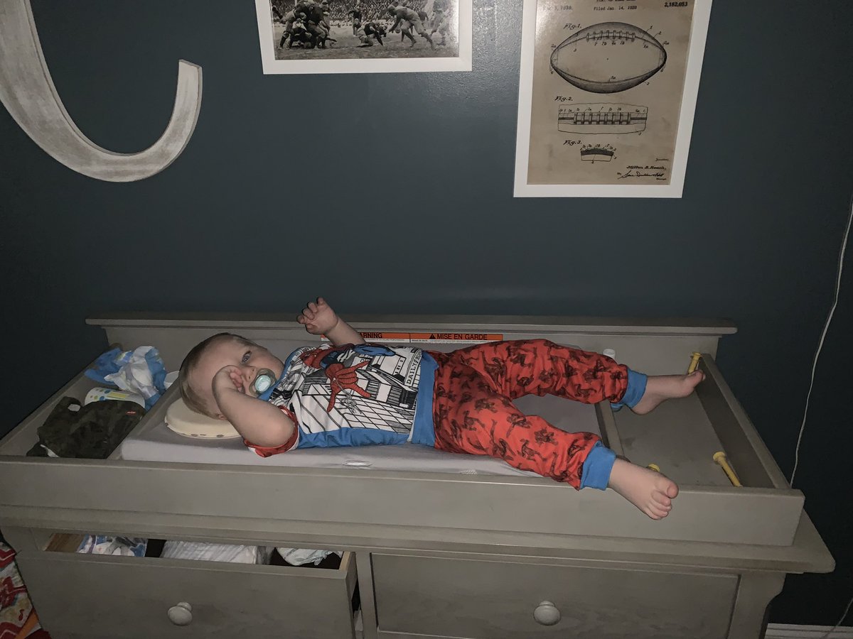 y0_Rob's tweet photo. Totally normal for a 19mo old to be this size #FutureLT https://t.co/48oa7EbiLp