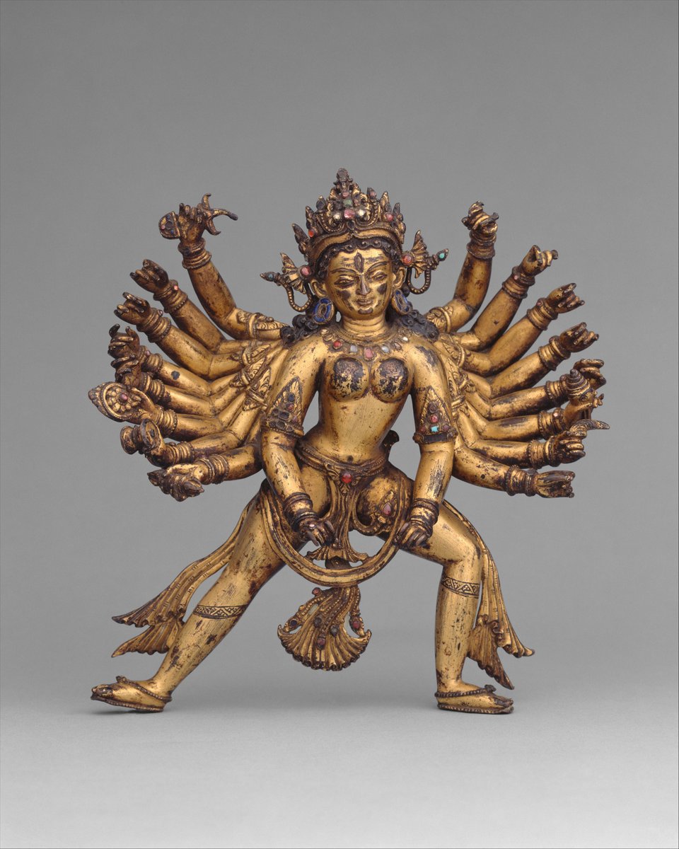 met_asianart's tweet photo. Durga as Slayer of the Buffalo Demon Mahishasura, 14th–15th century https://t.co/YQhXrytXPR #asianart #metmuseum https://t.co/HeSBgWYqZ2