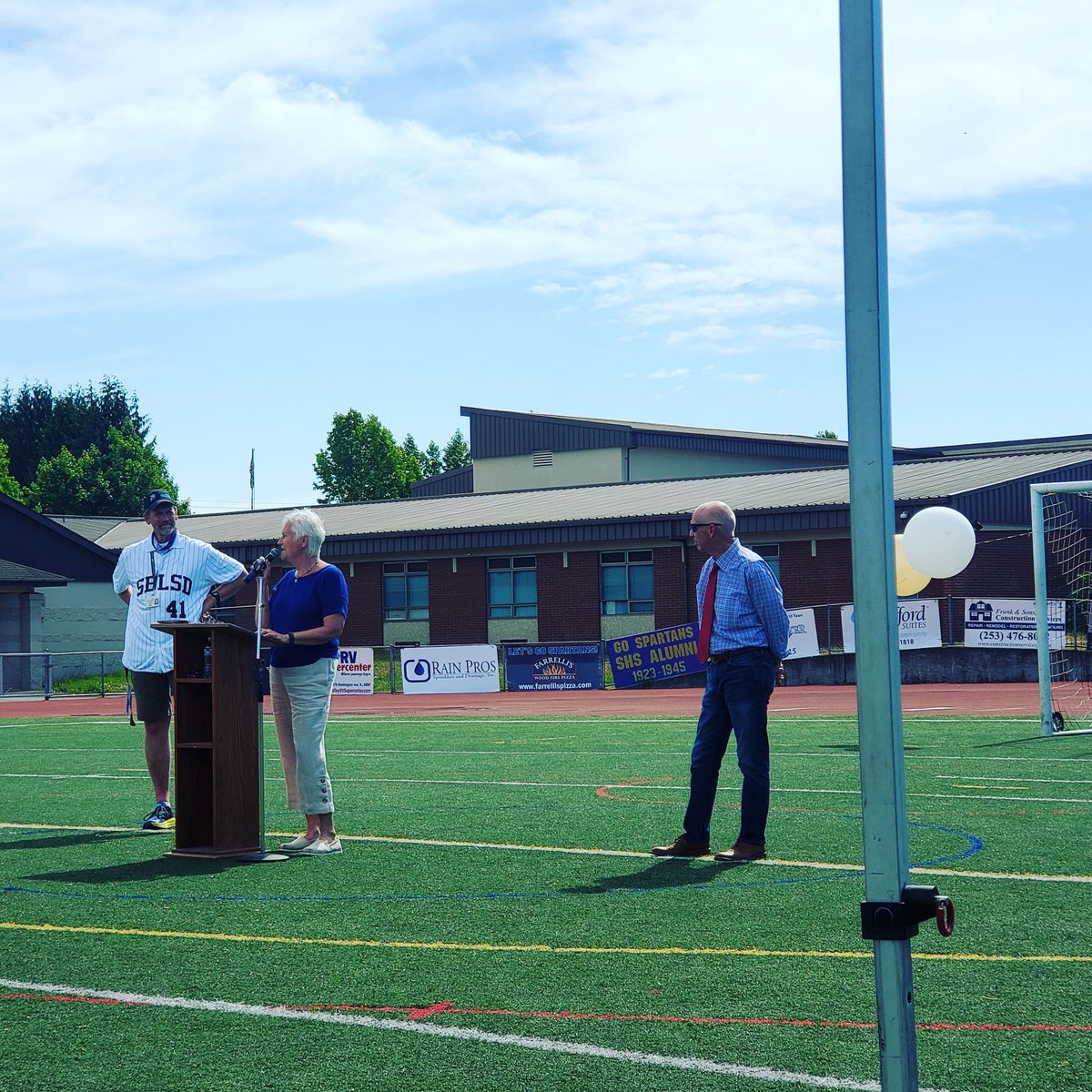SpartanFastpit1's tweet photo. Congratulations Athletic Director Tim Thomsen and Assistant Superintendent Bill Gaines on your retirements. Thank you for all you have done for our program. https://t.co/myfOpiDKVG