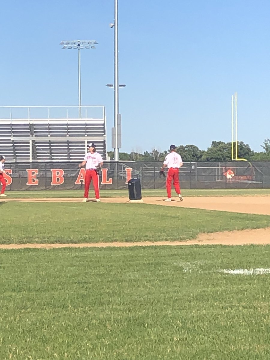 WPSilverStars's tweet photo. Stars/76ers take on Sartell today at Tech at 7, we got the music ready and the boys are looking fresh @stcloud76ers https://t.co/qmfh6VP3zy