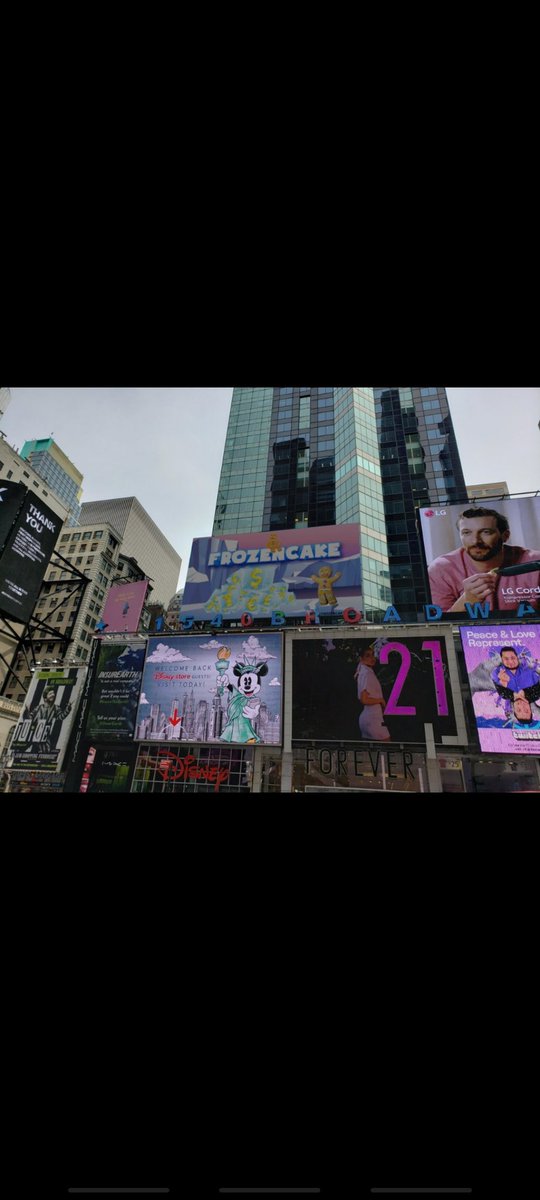 Humanfuture3's tweet image. did you see what these guys are doing ??? only 2m $ market cap, see how the X is going on and join
@FrozenCakeBsc 
#yieldFarming #bsc #Crypto #Cryptocurency #Bitcoin #NewYork #TimesSquare