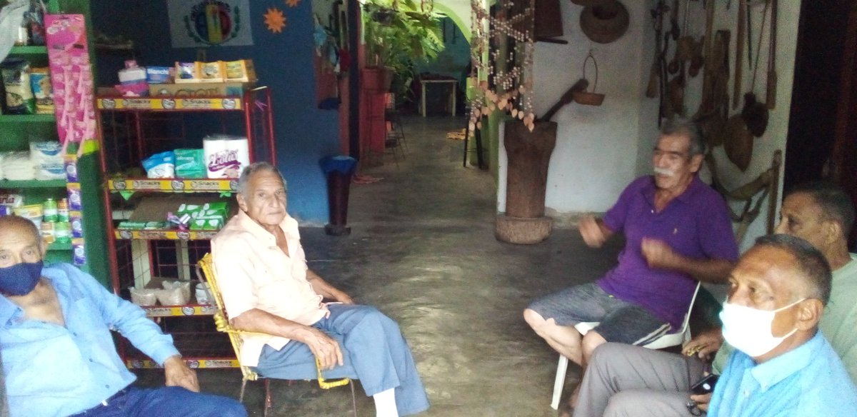 josecaballitoa1's tweet photo. Hoy 22de junio reunion con comite local de el barrio 14 de Marzo, San Juan de los Morros, Guárico, llevando el mensaje del Acuerdo de Salvación Nacional y Elecciones libres justas y Verificables, #Resteados con Henry Ramos Allup y Carlos prosperi y todo el CEN AD legitima 🇻🇪🇻🇪👍 https://t.co/hOd78mLeoQ