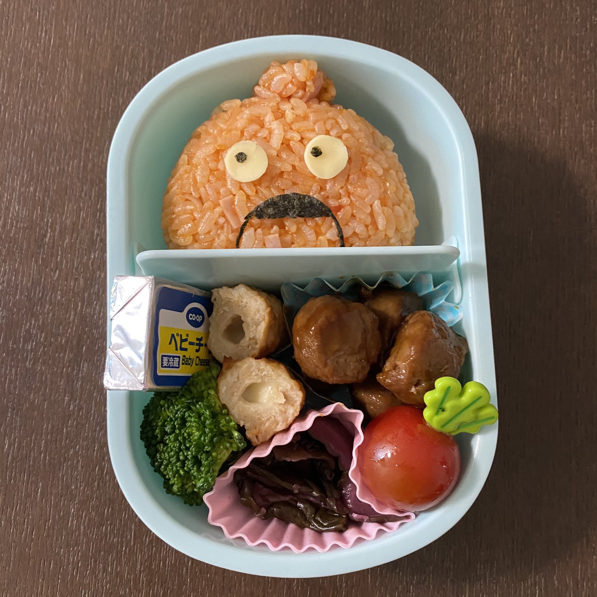 Pui Pui ちりつも節約モルカーさん おはようございます 今日のお弁当 Eテレのワーキングボーシーズが大好きなのでキャッピを作ってみた 二人の名前がキャッピとニッティだと今日初めて知った キャッピってムックみたいよね お弁当記録 お弁当作り