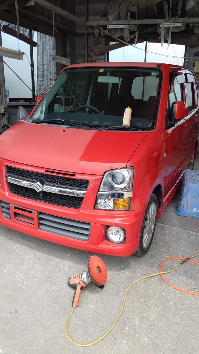 赤い車 赤い車