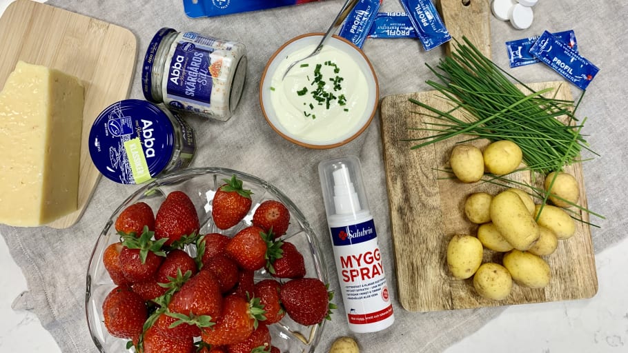 Mathem (@mathem) on Twitter photo Gräddfil, kondomer och myggmedel – här är storsäljarna inför midsommar 2021. Läs hela pressmeddelandet här: bit.ly/2TWXrEs Gräddfil, kondomer och myggmedel – här är storsäljarna inför midsommar 2021. Läs hela pressmeddelandet här: bit.ly/2TWXrEs