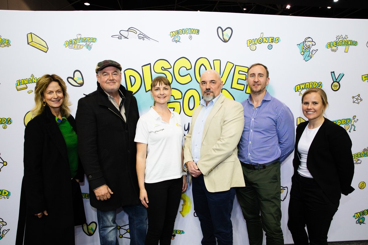 ausgoldindustry's tweet photo. RTS WRAP | What an amazing 3 days connecting with the next generation at #RTSPerth2021 this week!

Shout out to our member volunteers who shared their time &amp; knowledge with the thousands of attendees who came to our exhibit.

#heartofgold #experiencegold #gold #RTSPerth https://t.co/X1f1GQ8PPO