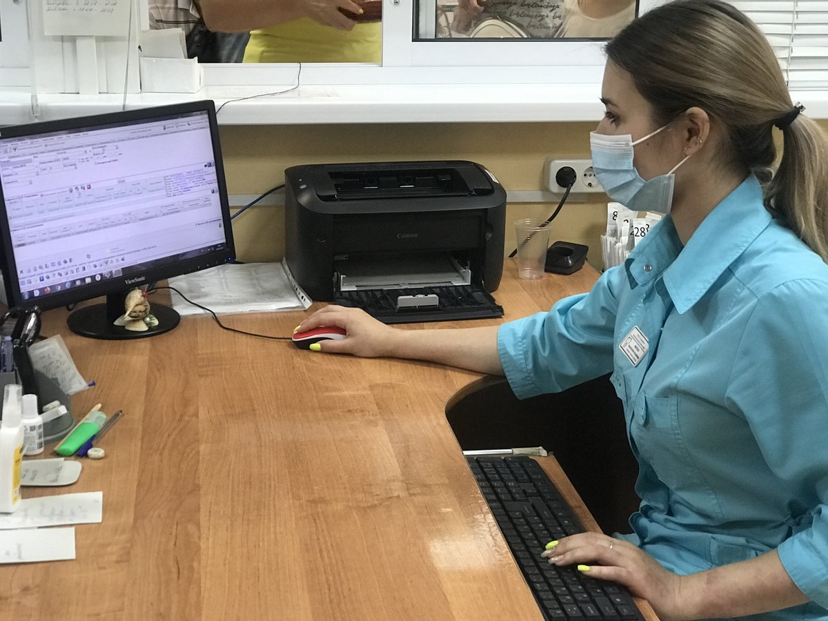 С днем медицинского работника позд. Гбуз со ссп екатеринбург. Гбуз ссп. Гбуз ссп. Поздравления с днём медицинского работника.