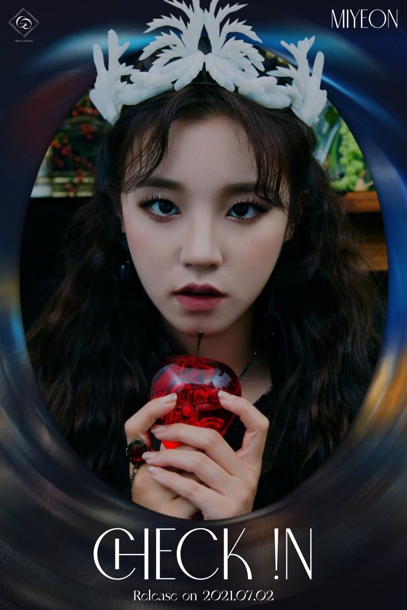 SlEntertainmen8's tweet photo. Girls Central (걸스센트럴) 
'Sona &amp; Miyeon'

🔔     CHECK !N     🔔

Concept Teaser Photo
Version 1

Released on 07.02.2021

#GirlsCentral #NewGeneration #CheckIn #Sona #Miyeon https://t.co/72U2aAgJM7
