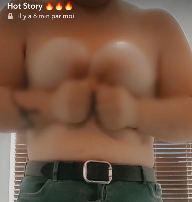 Une petite id&eacute;e de ce qui ce passe dans ma hotstory ce soir 🥰 Vient me demander comment y avoir acc&egrave;s