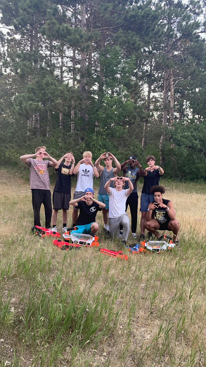 Cupid shooters with the W