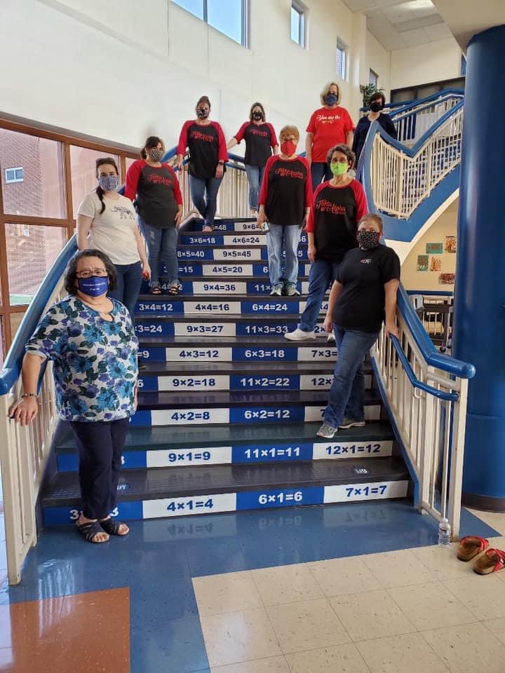 KendallHasse's tweet photo. Donna gave Matt  @Region10ESC the Thank You plaque for helping DKG 🌹 Theta Alpha &amp; @arcadiaparkele1 Arcadia Park Elementary @dallasschools @DallasISDMedia w Math Facts Stairs Project with DKG ASTEF grant money.  @DKG_SI #ThetaAlpha #ASTEF @DallasISD_News #Community #Service https://t.co/b3bKwR2K5f