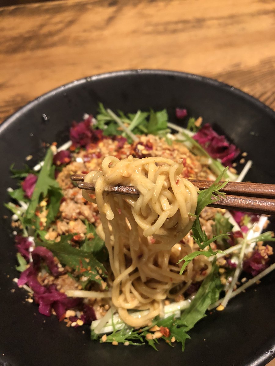 IMY_futakuchi's tweet photo. 冷製汁無担担麺🔥🧊⚡️
期間限定で始まってます！！

冷々辛々痺々旨々！！ご来店、心よりお待ちしておりますっ🤗🤗 https://t.co/aVlkAub1i4