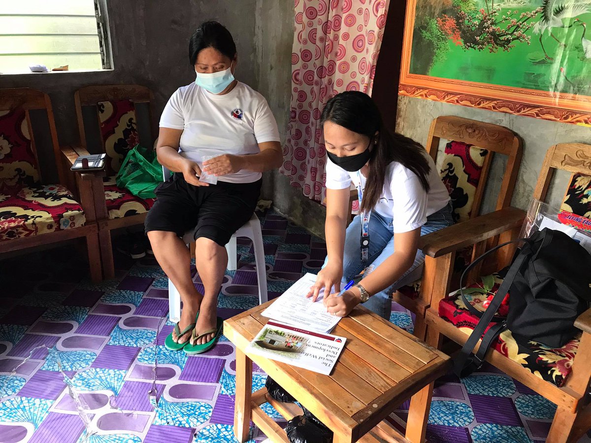Conducted house to house Social Welfare and Development Indicator (SWDI) to partner beneficiaries at Barangay Tinago, Malimono, Surigao del Norte.

#DSWDMayMalasakit
#Serve1st