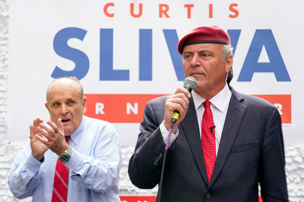 Curtis Sliwa cruises to easy win over Mateo in Republican primary for NYC mayor