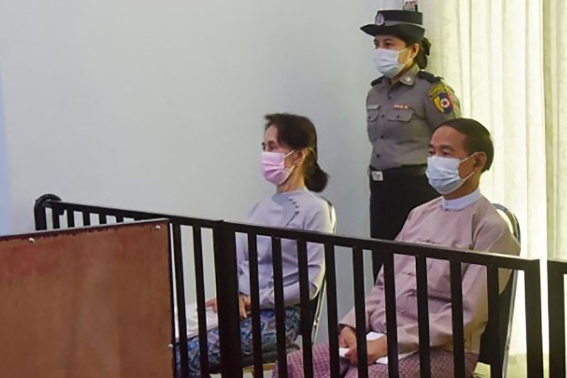 MizzimaNews's tweet photo. #Myanmar's Suu Kyi back in #junta court on sedition charges | Mizzima Myanmar News and Insight https://t.co/obBIe3ZyjC https://t.co/28imt7HFJZ