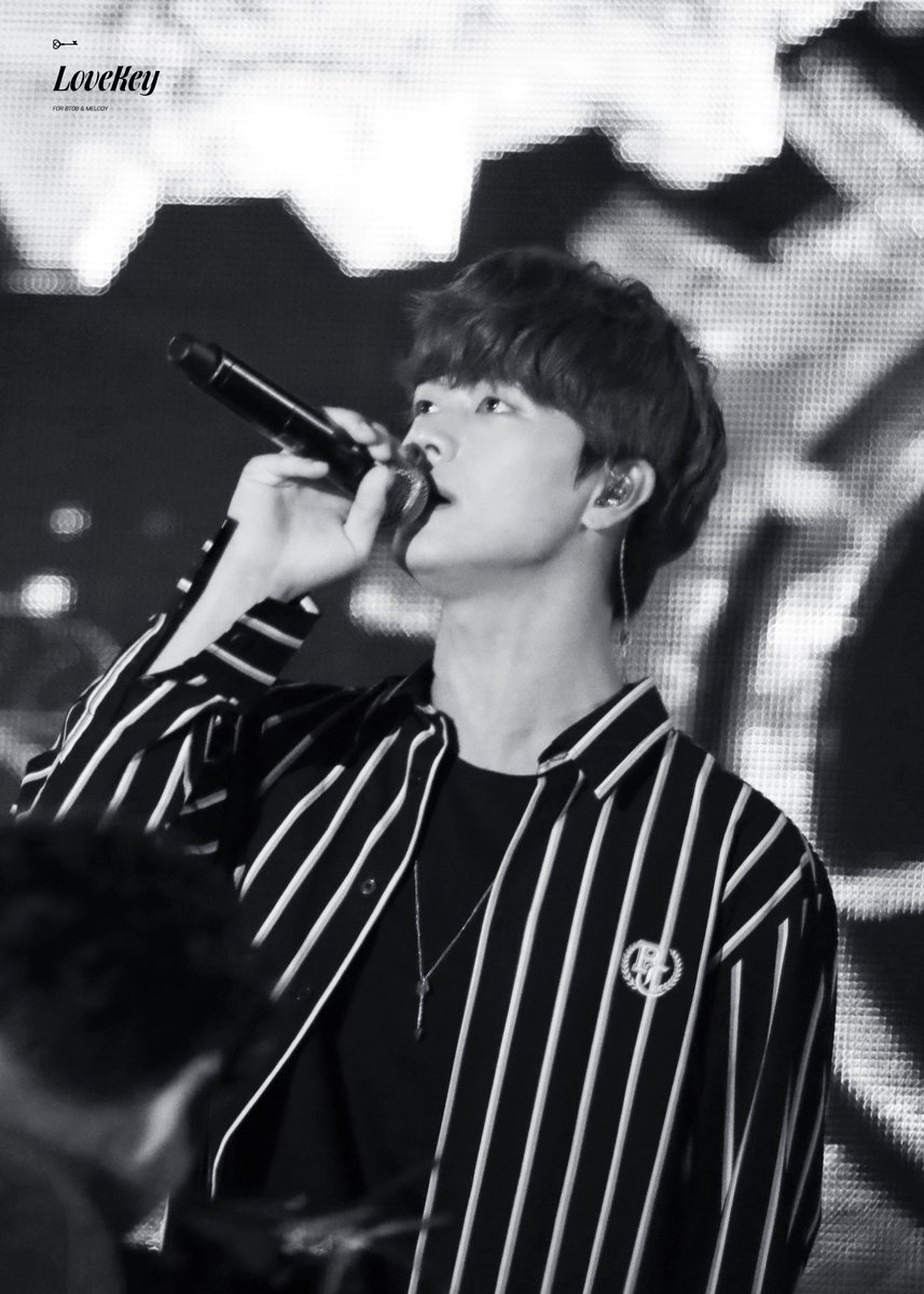 LoveKey_btob's tweet photo. 190835 카프콘
@BTOB_6SJ
#육성재 #비투비 #YookSungJae #LoveKey https://t.co/xBARwzYBlj