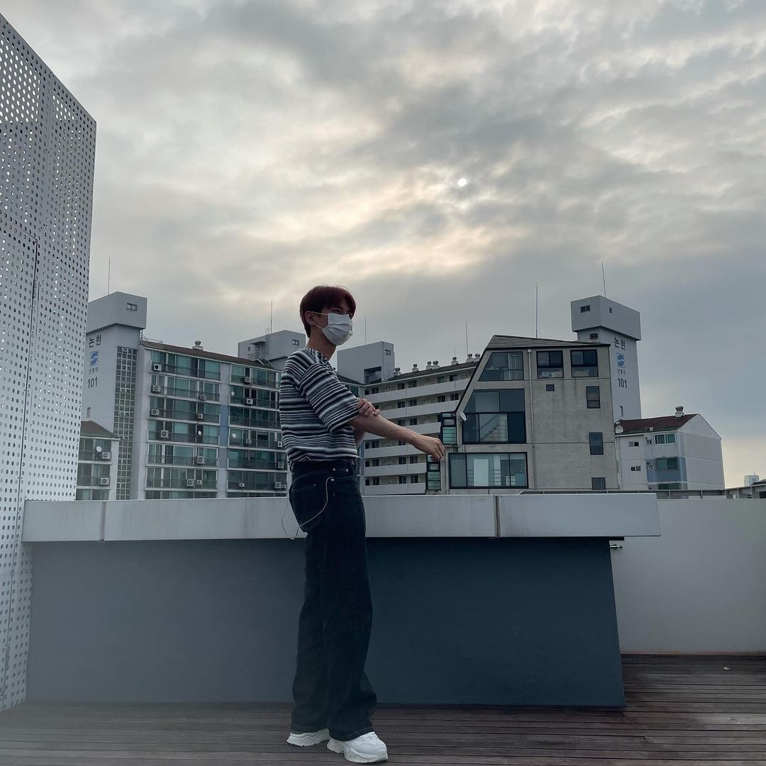 bandlucyarchive's tweet photo. 210623 ye___chani IG post

trans) now.

#LUCY #루시 #신예찬 https://t.co/Xym5rDSyOb