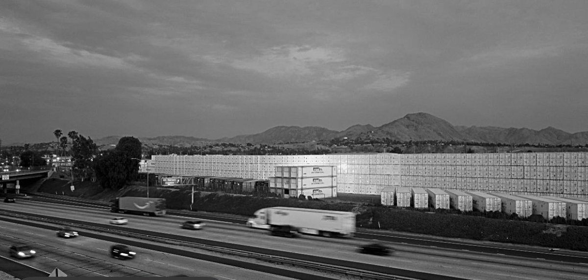 The e-commerce boom in real time. This is Mt Vernon Avenue on I-10 in Colton. 

#WeAreJustTryingToBreathe