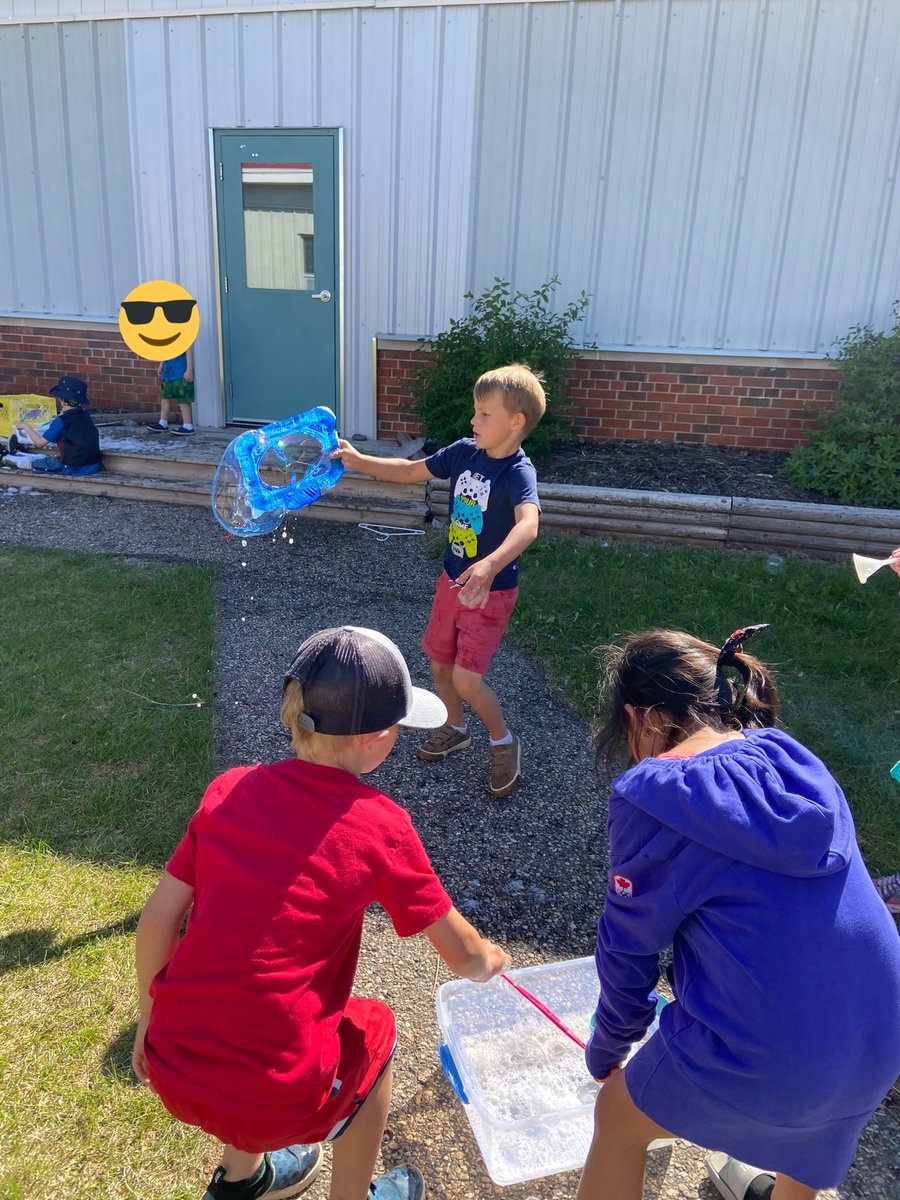 Bubbles!!!!! <a href="/EJSMSchool/">Ecole J S McCormick</a>