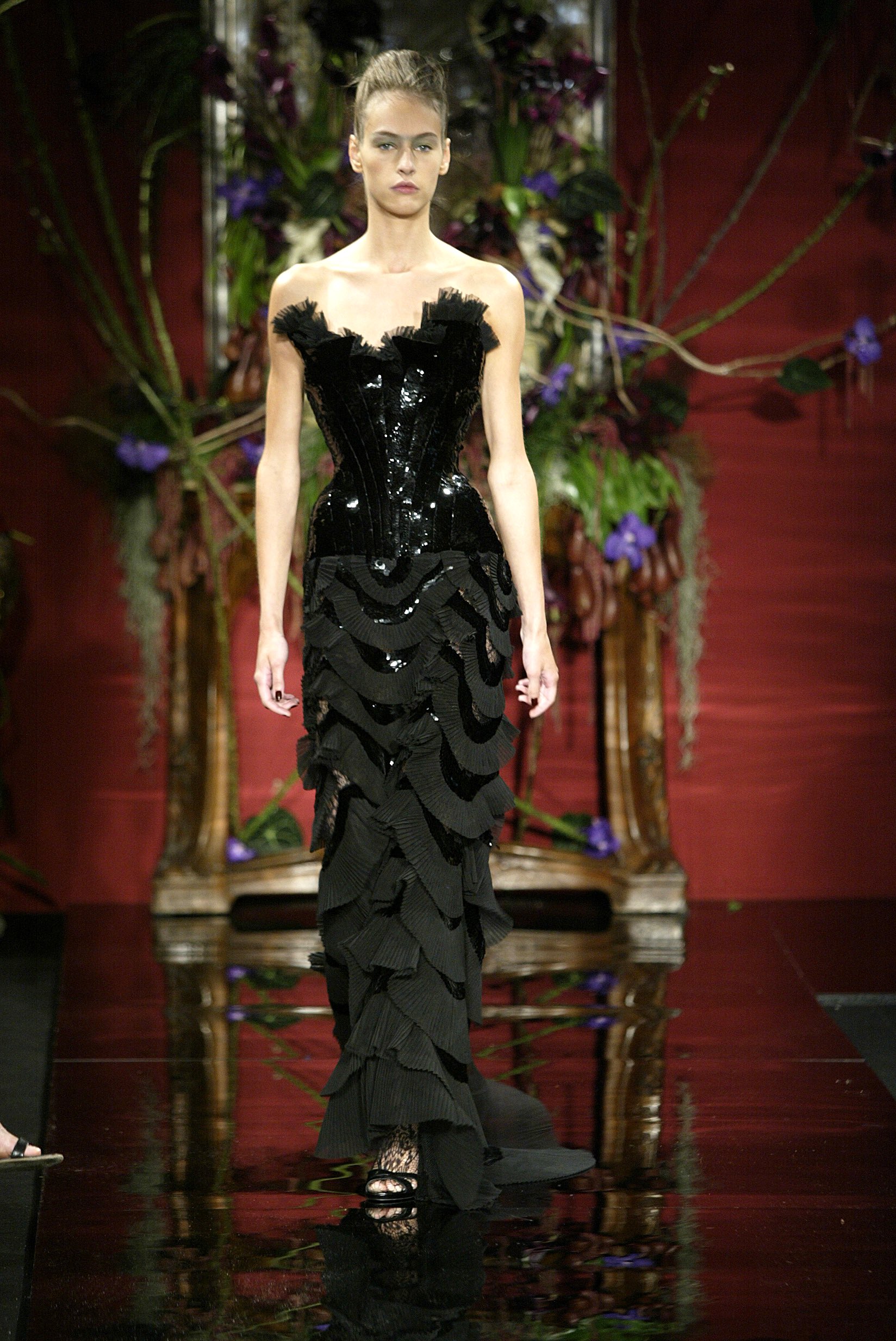 Nathan on X givenchy haute couture by julien macdonald f w 2003 https t AzePljma4I X