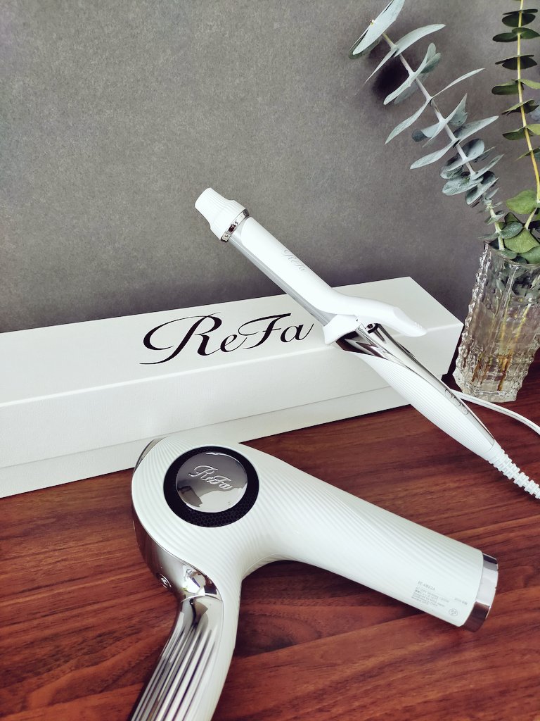 1回のみ使用 リファ コテ32ミリ 保証期間2025年6月9日まで ヘアアイロン 