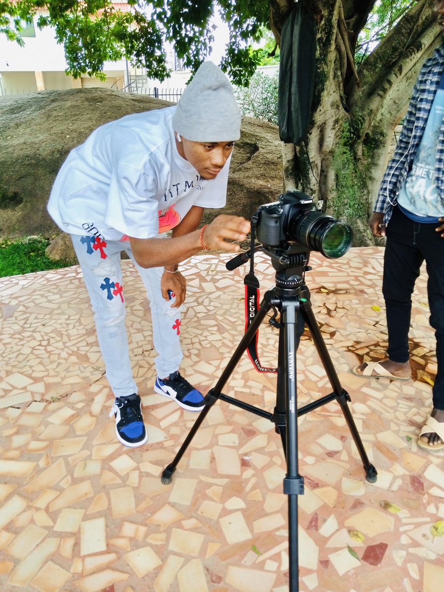 Ways_Aj's tweet photo. Youngest director 🔥🦅don’t play with me😤 https://t.co/4dPnjHO42p