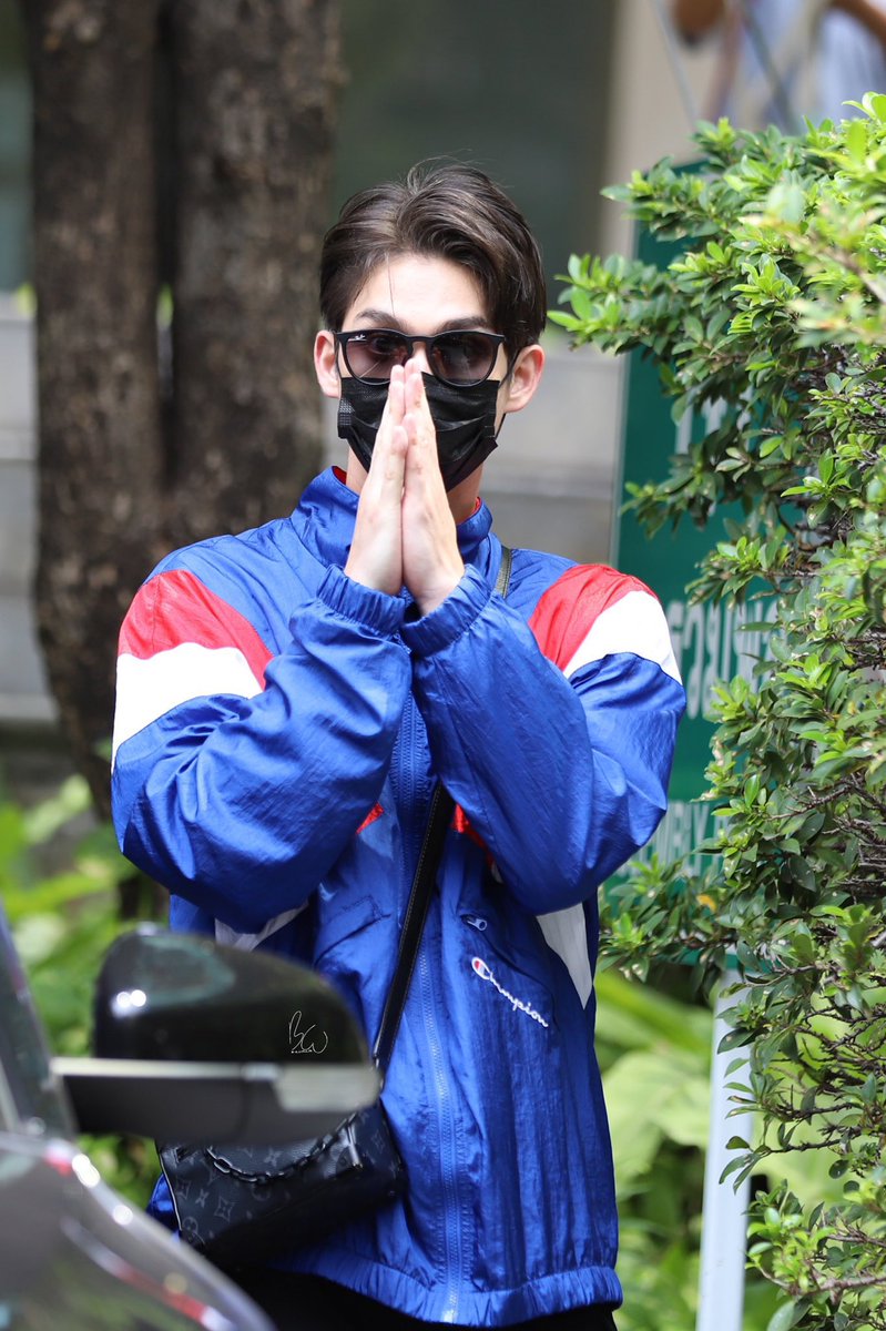 แอคเดียวเฟี้ยวทุกด้อม tweet media
