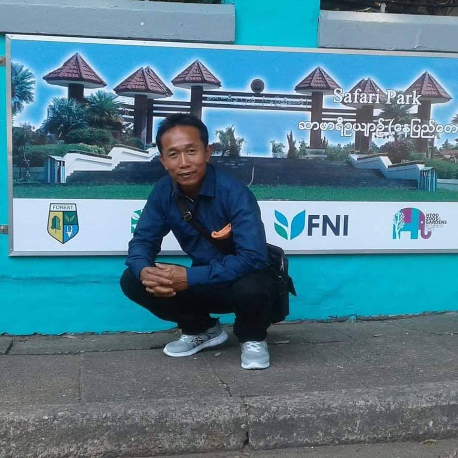 Junta terrorists forcibly inspected civilians phones in Zeechaung, Chin State and abducted Ko Gyi Thae for sharing news on social media &amp; saving revolution photos.They also abducted his bro, a preacher. #TogetherWithPDF #June23Coup #WhatsHappeningInMyanmar