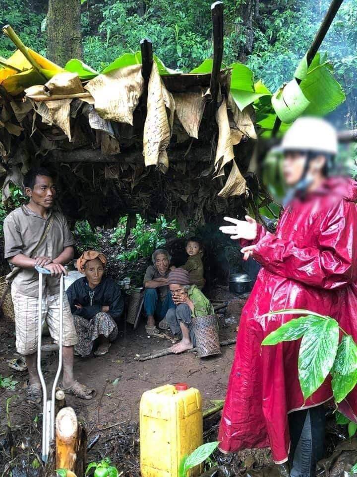 Many locals from Kanpetlet Tsp are still in the jungle though the clashes in the area are not as serious as Mindat. Some have already returned to town as there is no clashes currently. #TogetherWithPDF #June23Coup  #WhatsHappeningInMyanmar