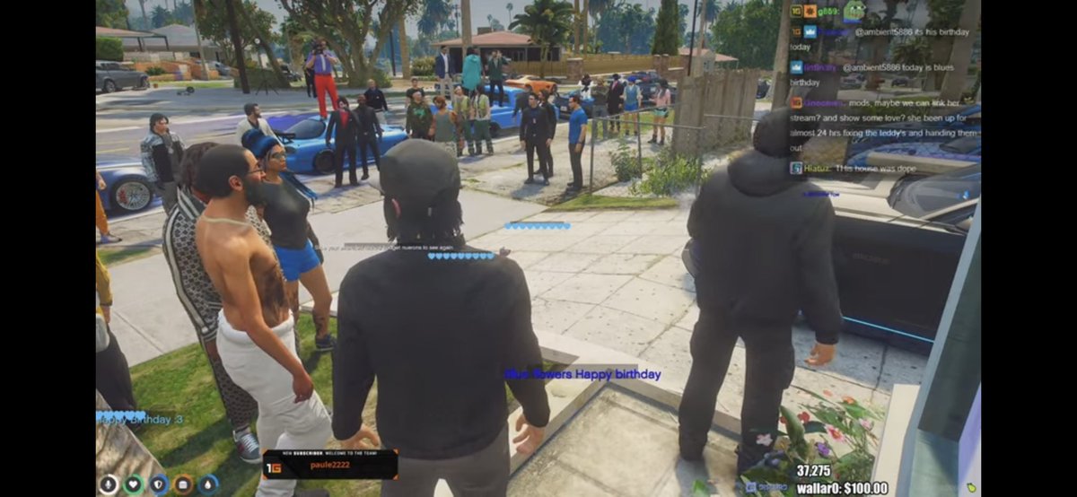 stretch3187's tweet photo. Dam! At least 60+ people Deep in GTA to wish another player Happy Birthday! https://t.co/KvUGLOm08N
