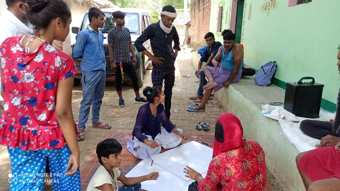 UNOPS_India's tweet photo. During a data validation exercise, young adolescents of the community were seen participating actively in mapping by pointing out houses which were left behind by others at Ramnagar village of Ramnagar block, Chitrakoot District. @UNOPS @DenmarkinIndia @SanLearningHub @jaljeevan_ https://t.co/Jpa2IOTk9g