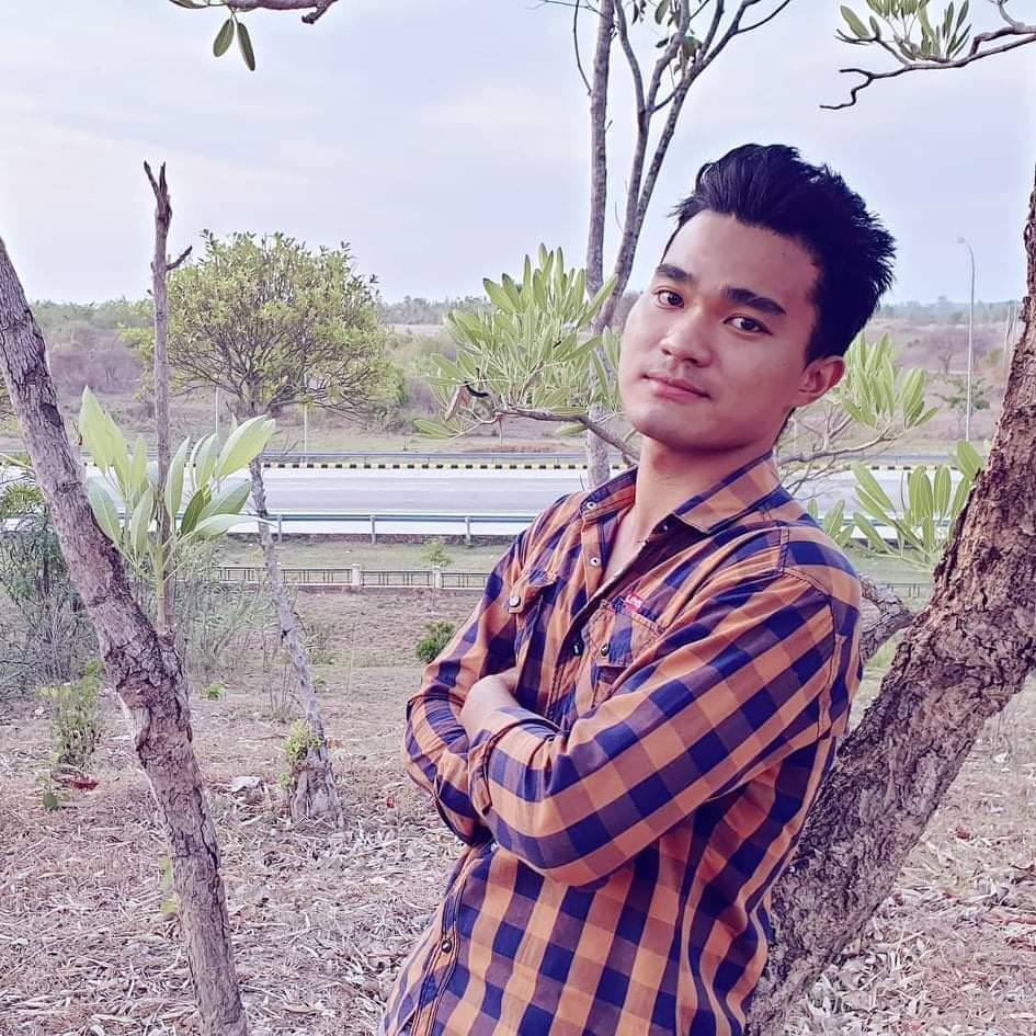 Junta terrorists forcibly abducted a young man, Ko YeLinnMaung yesterday in Lewe Township, Naypyitaw, falsely accusing him of being a PDF member. They also abducted his father. #June23Coup #WhatsHappeningInMyanmar #MilkTeaAlliance