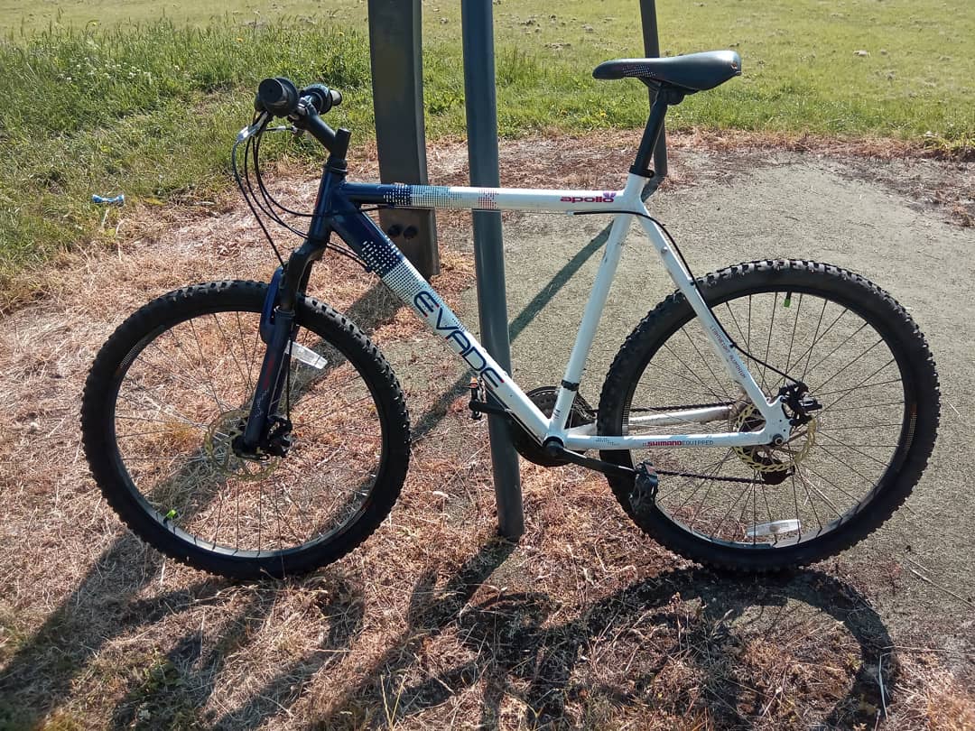 jaseinclee's tweet image. Picked up a new bike this morning from @BikeLibraries at my local Jobcentre after a referral from my Universal Credit work coach then took it for a short ride to get used to it. They gave me a new lock as well. Already had lights and a helmet #UniversalCredit #bikelibrary