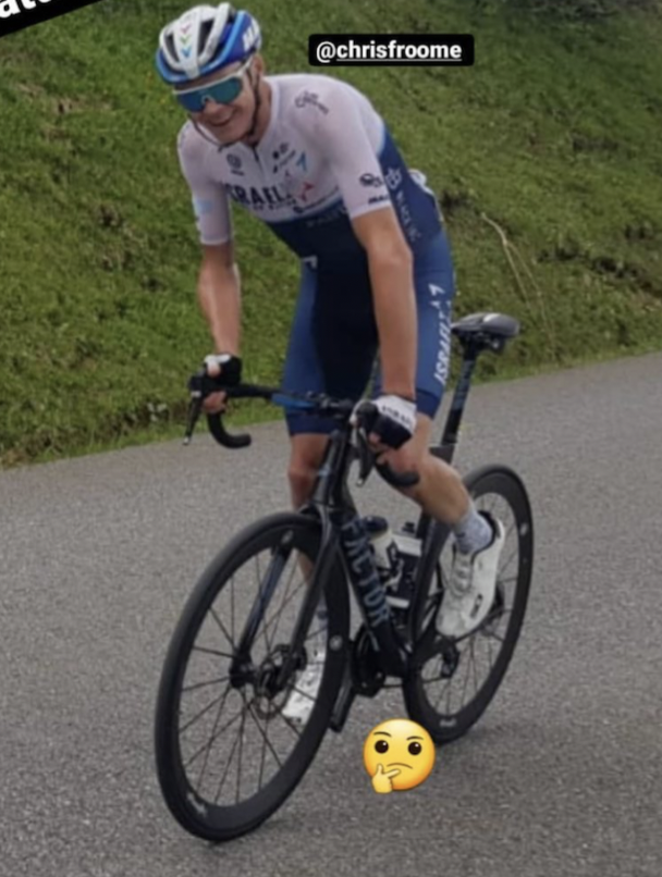 laflammerouge16's tweet photo. Froome's wheel identity crises before the Tour:

Discs or no discs
Lightweights or Black Inc

#marginallosses https://t.co/UTgtu61ciC