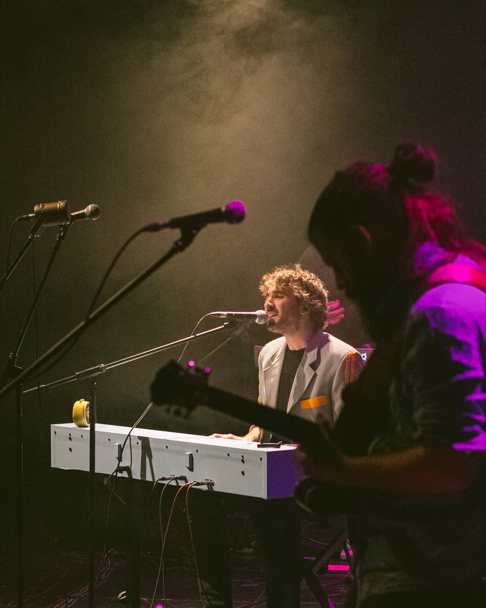 🍑 DIUMENGE CONCERT A LA FM DE RUBÍ 🍑

💥Diumenge 27 de juny a les 19:30 a l'Arborètum del parc del Castell de Rubí. Arriba l'estiu de la disbauxa. GRATUÏT!