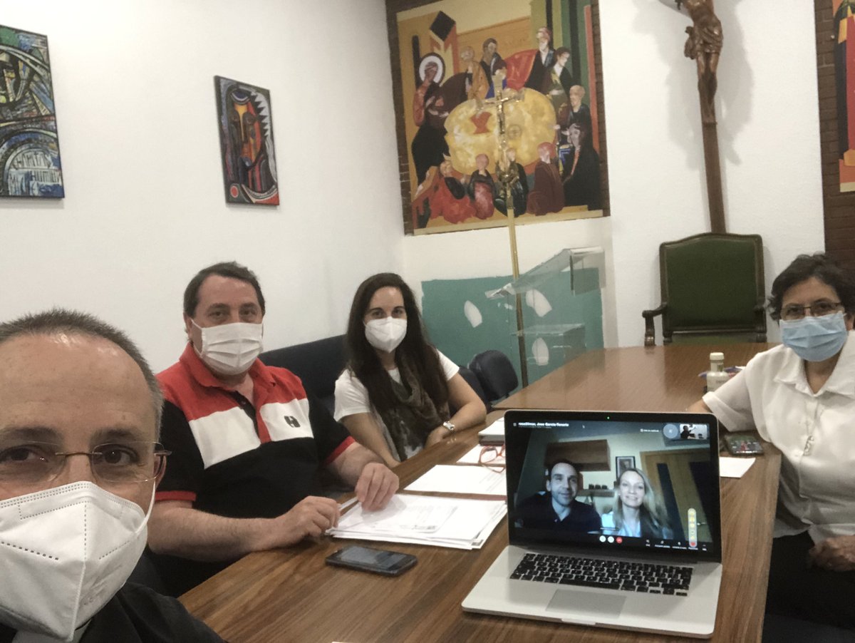 ParroquiaAmorH's tweet photo. Reunión del equipo #Alfeo parroquial para evaluar el curso 2020-21. Con este equipo tratamos de comunicar el bien que realiza la Parroquia en los más diversos ámbitos de acción: pastoral, cultural, social y caritativa. https://t.co/6Gk16ulzSY