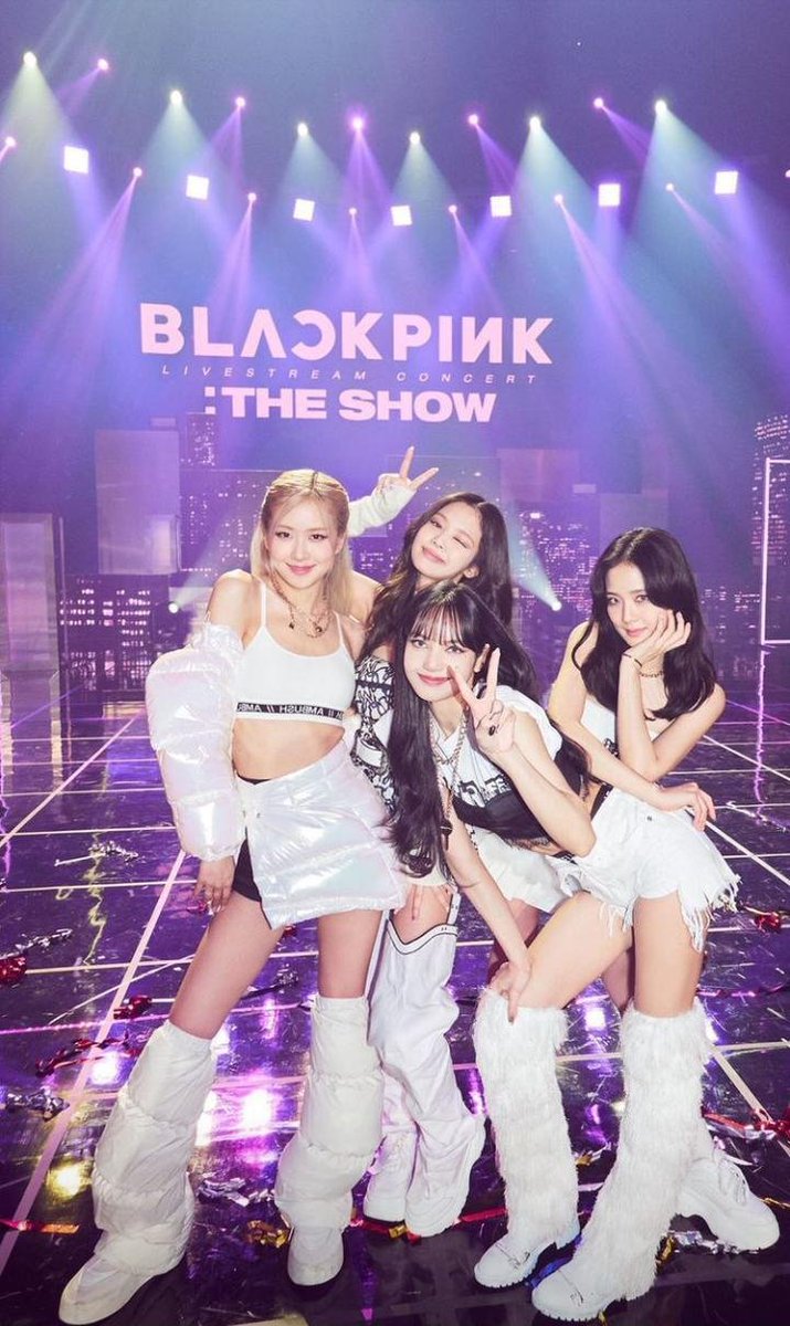 highqualityeli1's tweet photo. #blackpinkdiamond
#btsdiamond 
bir blimy olarak su an asiri uzgunum iki grup birbirini desteklerken toxic fanlarin surekli boyle igrenc seyler yapmasina dayanamiyorum. 
her zaman sizi destekliyorum 💖 https://t.co/oz70jZjSlA