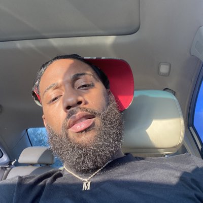 MikeSquirejr's tweet photo. #NewProfilePic https://t.co/6wAns2dF9B