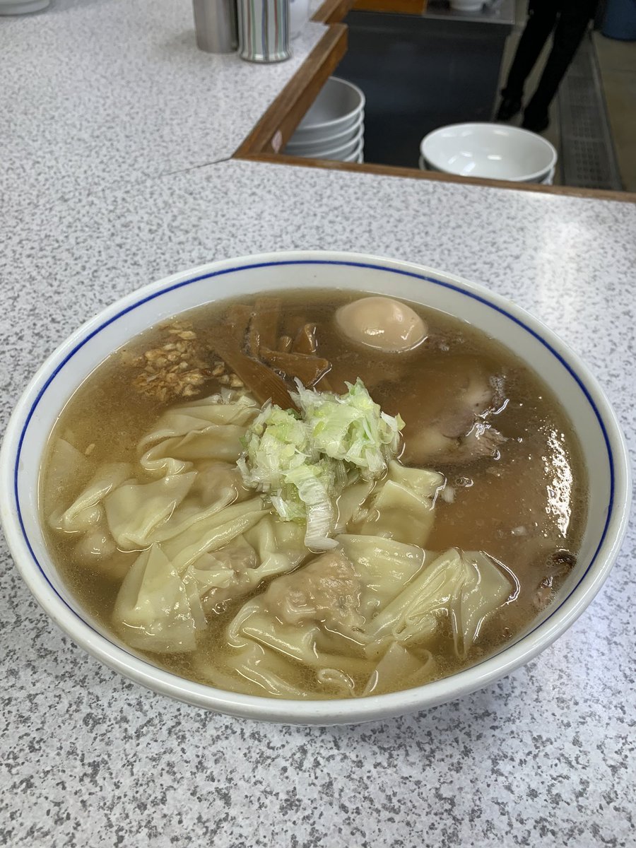 Hash Royal 支那そばや 鶴ヶ峰店 神奈川県横浜市旭区 故 佐野実氏の 支那そばや 最初の暖簾分け店として平成10年に創業 惜しまれつつ今月末で閉店との事 現代ほど洗練されていない 良い意味のユルさを残した塩ラーメン これも一つの神奈川の味 私 Hash Royal 支那そばや 鶴ヶ峰店 神奈川県横浜市旭区 故 佐野実氏の 支那そばや 最初の暖簾分け店として平成10年に創業 惜しまれつつ今月末で閉店との事 現代ほど洗練されていない 良い意味のユルさを残した塩ラーメン これも一つの神奈川の味 私