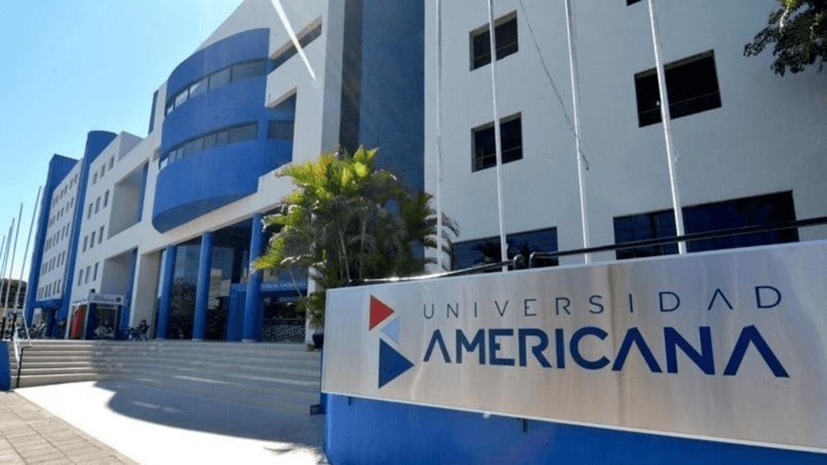 La prestigiosa Universidad <a href="/uamericana/">Universidad Americana</a>  de Paraguay anuncia que aceptará los pagos de su matrícula en #Bitcoin y #ethereum 👀

Esto podría suponer un gran avance antes de la propuesta que se va a realizar el 14 de Julio para aceptar BTC como medio de pago en LATAM