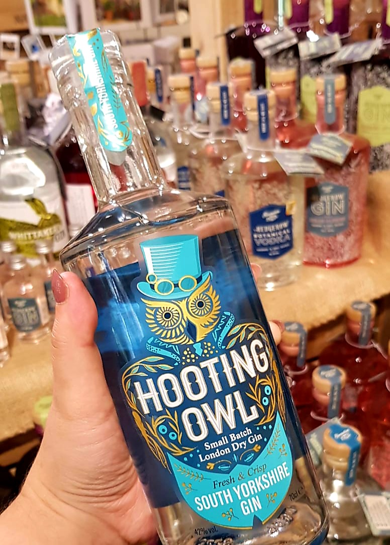 minskipfarmshop's tweet photo. Is there anything better than a G&amp;T in the garden?? Let's make the most of this weather ☀️🌱❤🍸💪🤗 

Non alcoholic options also available including @baxbotanics

@hootingowldistillery #localgins #newproducts #farmshop #localproduce #freerangeshopping https://t.co/s2fBt7K5ot