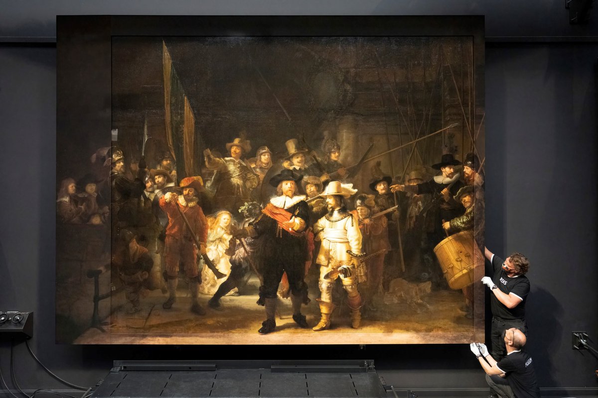 For the first time in 300 years The Night Watch is complete again! The #OperationNightWatch team has successfully recreated the missing pieces of Rembrandt's masterpiece, with the help of AI.

Watch our behind the scenes video: rijksmuseum.nl/en/stories/ope…

#AkzoNobel