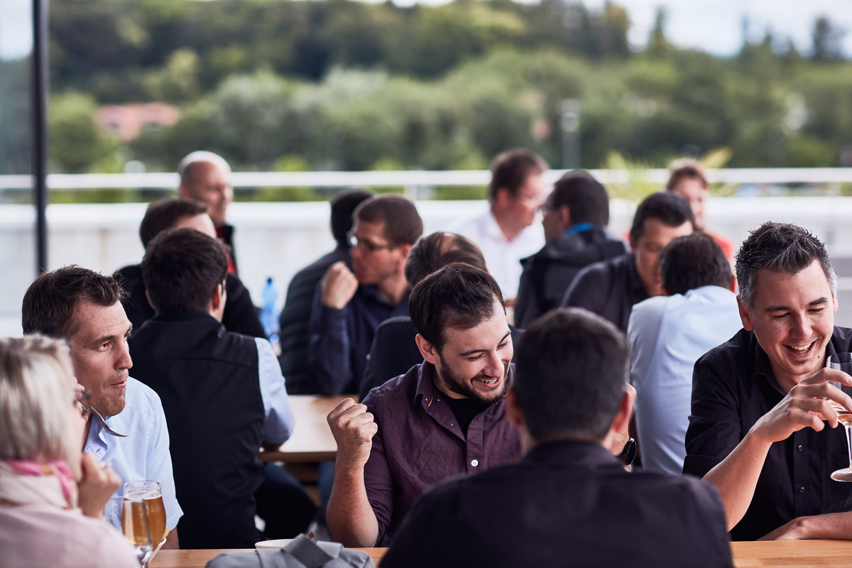 Die HHM #Benefits Broschüre zeigt in den Kapiteln #Kultur, #Entwicklung und #Leistung sowie «Kultur-Check», was wir mit und für unsere Mitarbeitenden tun. Broschüre: hhm.ch/cmsfiles/dokum…