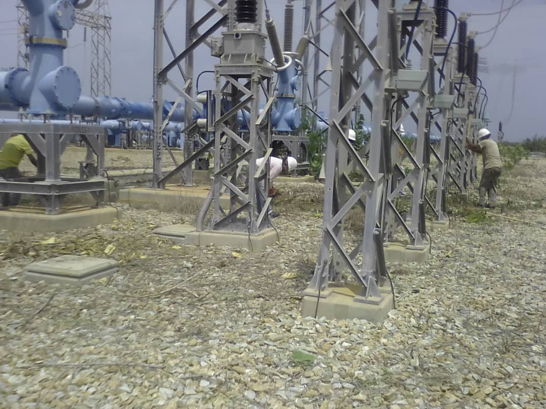 CorpoelecInfo's tweet photo. #Notiias || La fuerza trabajadora de @CorpoelecNuevaE realizó control de vegetación en las subestaciones Juan Bautista Arismendi, La Asunción, Los Robles, El Manglillo y Aricagua del estado #NuevaEsparta 

¡Corpoelec trabaja para ti! https://t.co/A2oXOzn4Fm