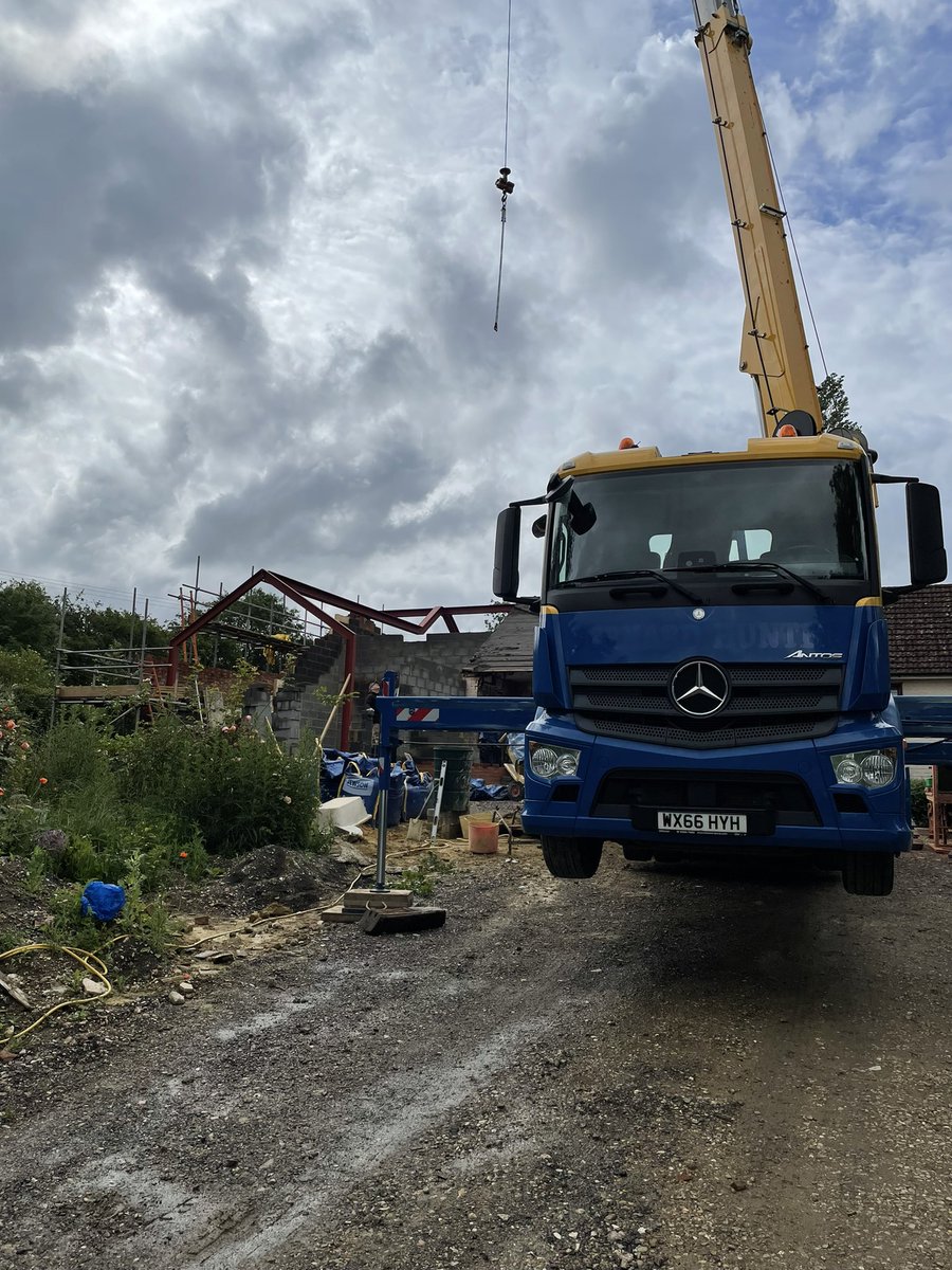 <a href="/WISESteelwork/">WISE Steelwork Ltd</a> 
Another local bungalow getting a proper roof 👍🏻🤣                          #steelfabricators #steelerectors #bocker #crane